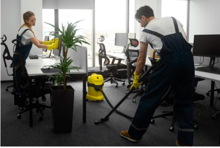 How to Choose the Right Commercial Cleaning Company for Your Business
